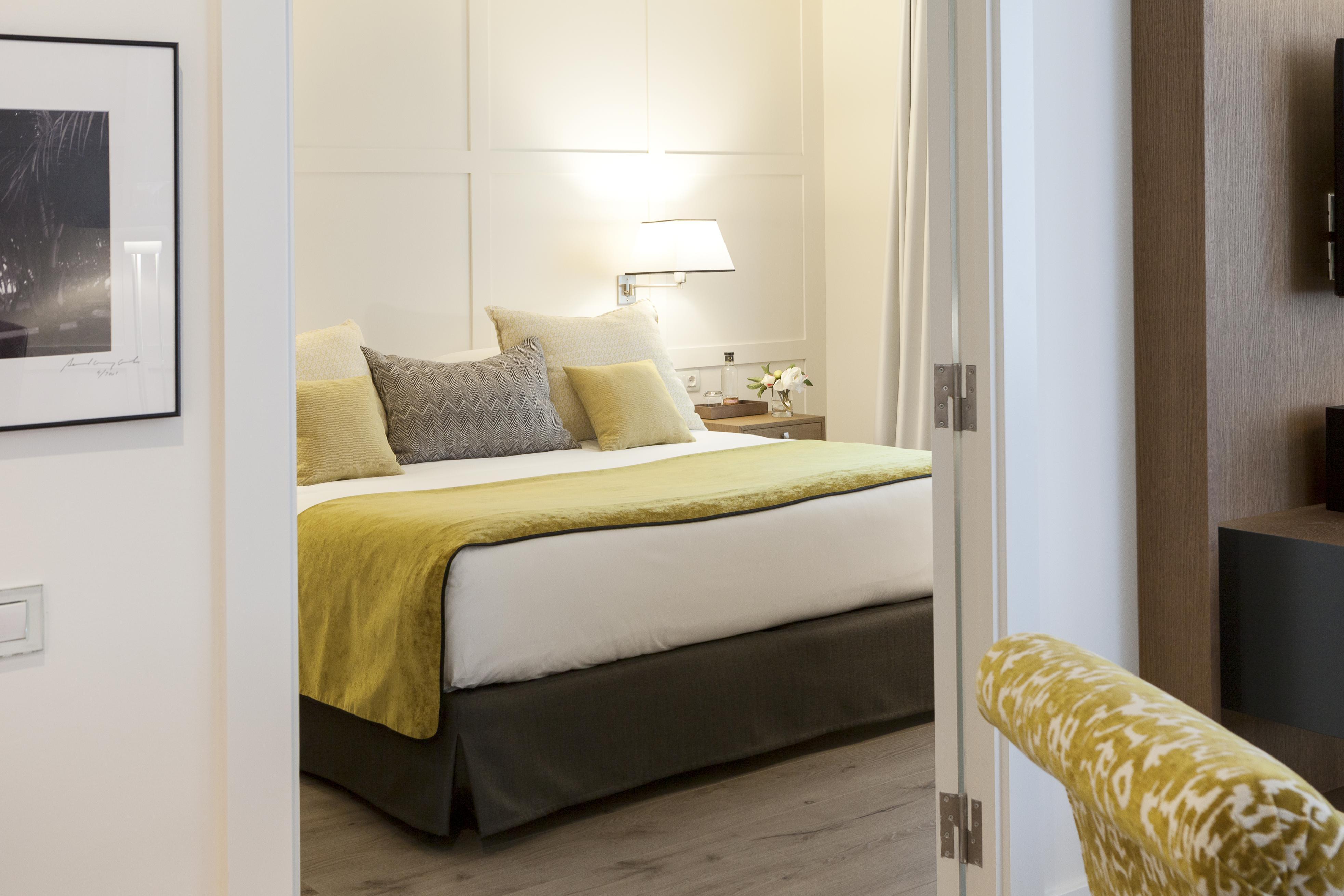 Gallery Hotel 4 Sup Барселона Екстериор снимка