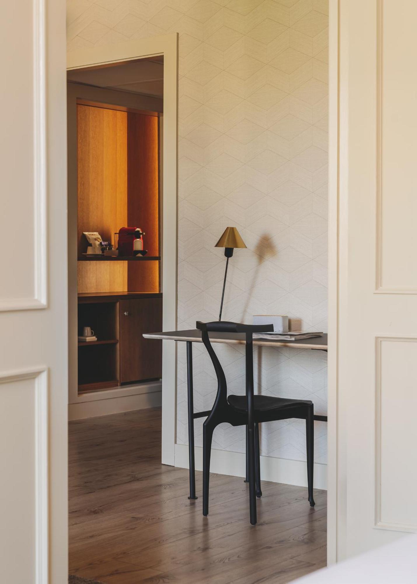 Gallery Hotel 4 Sup Барселона Екстериор снимка