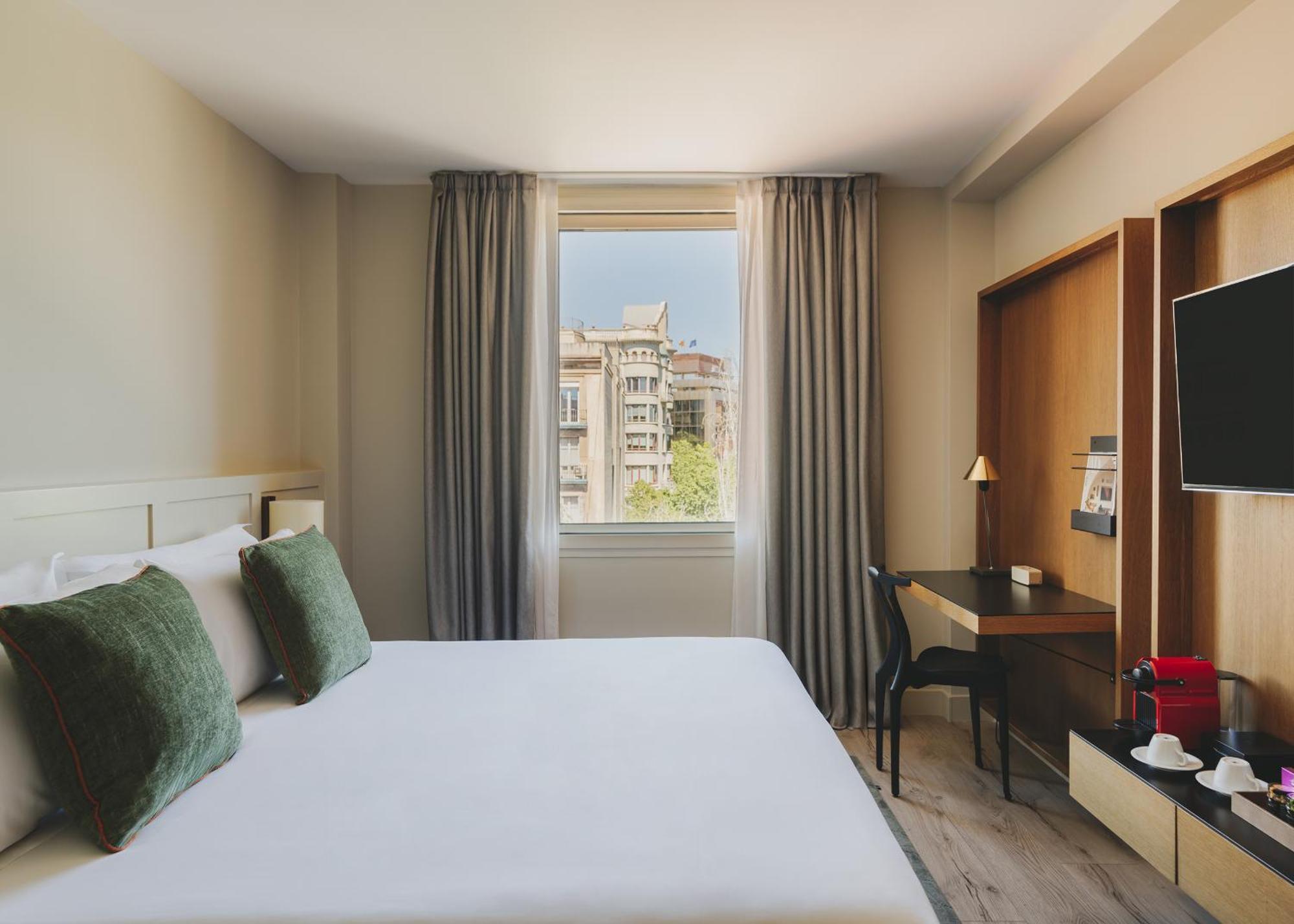 Gallery Hotel 4 Sup Барселона Екстериор снимка